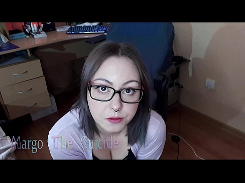 ❤️ Eynəkli Seksual Qız Kamerada Dildosunu Dərindən Əyir ️❌ Porno bizdə ﹏